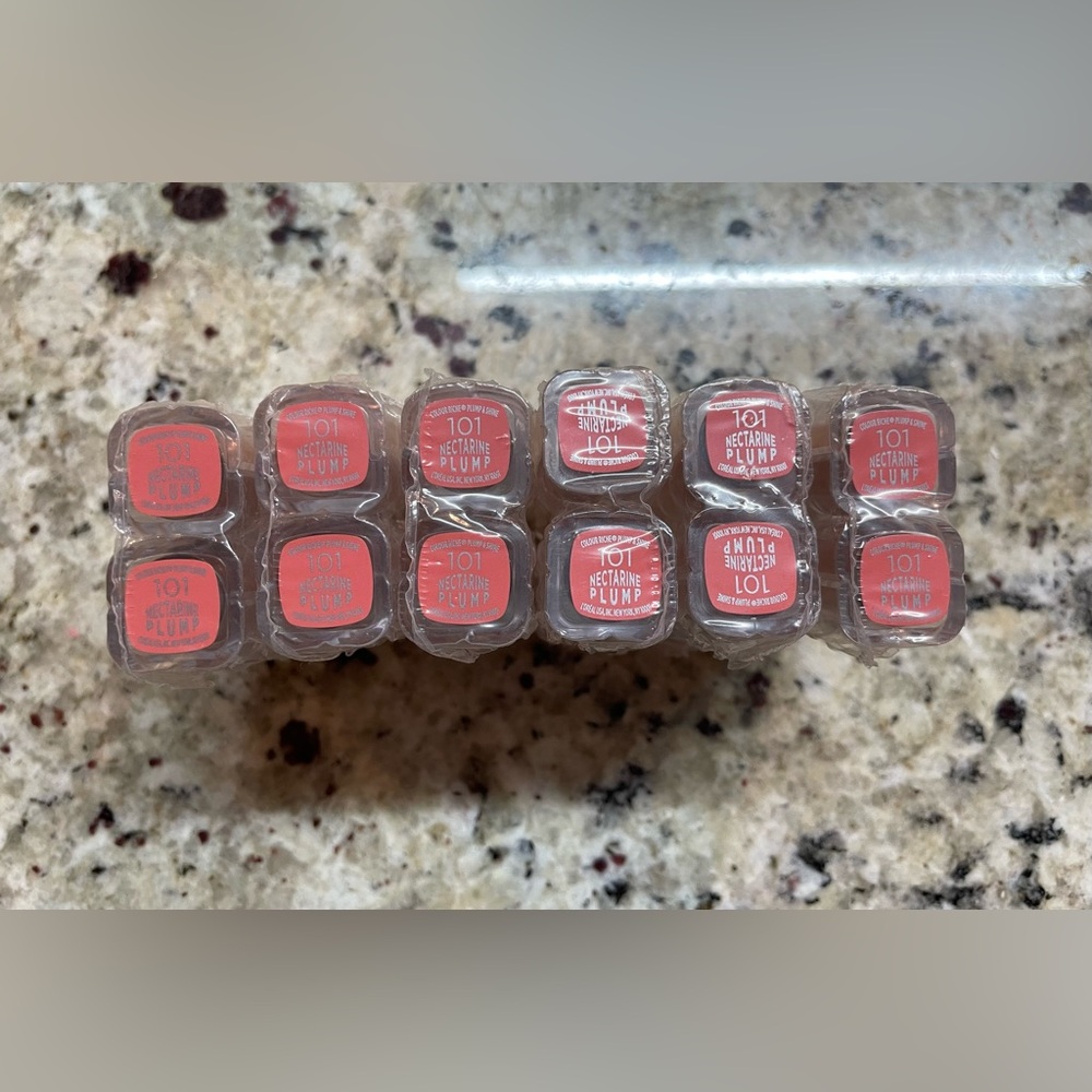 New Loreal Nectarine Plump 101 Lipstick Bundle 2 pcs set - Picture 3 of 5